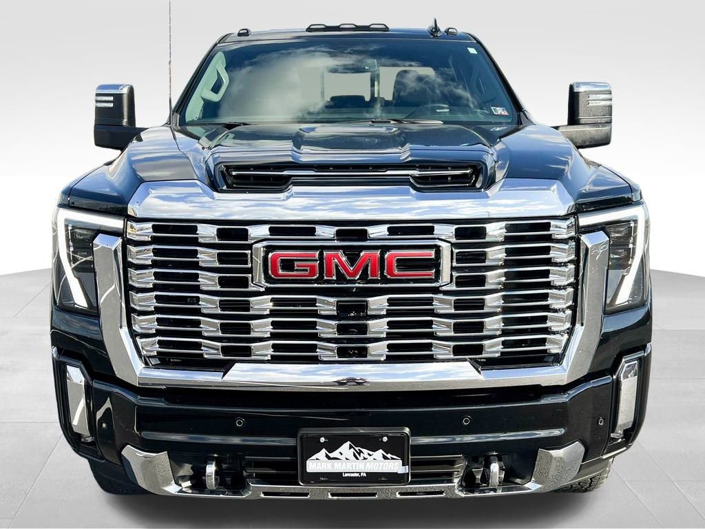 Used 2025 GMC Sierra 2500 Denali image 13