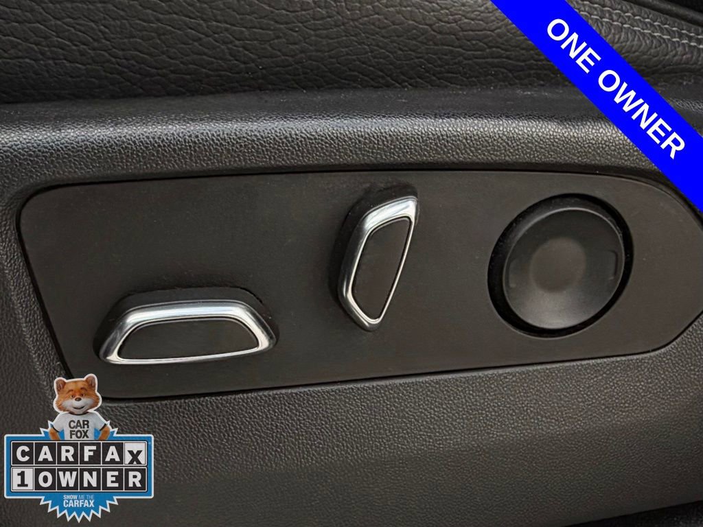 Used 2022 GMC Sierra 1500 Denali w/ Technology Package AWD/4WD image 7