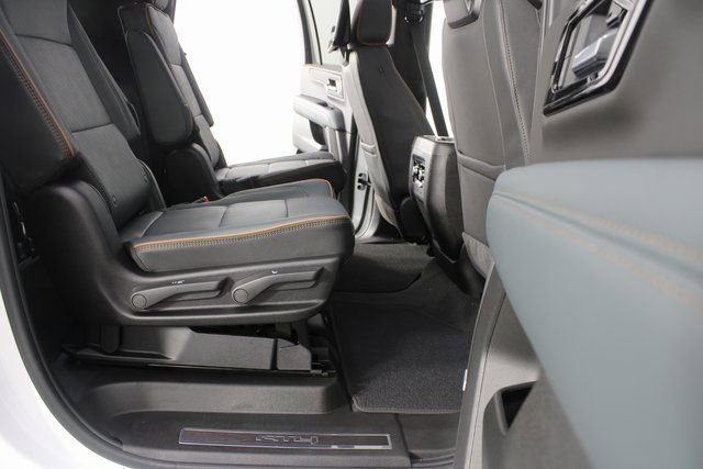 New 2026 GMC Yukon XL AT4 w/ AT4 Premium Plus Package image 28