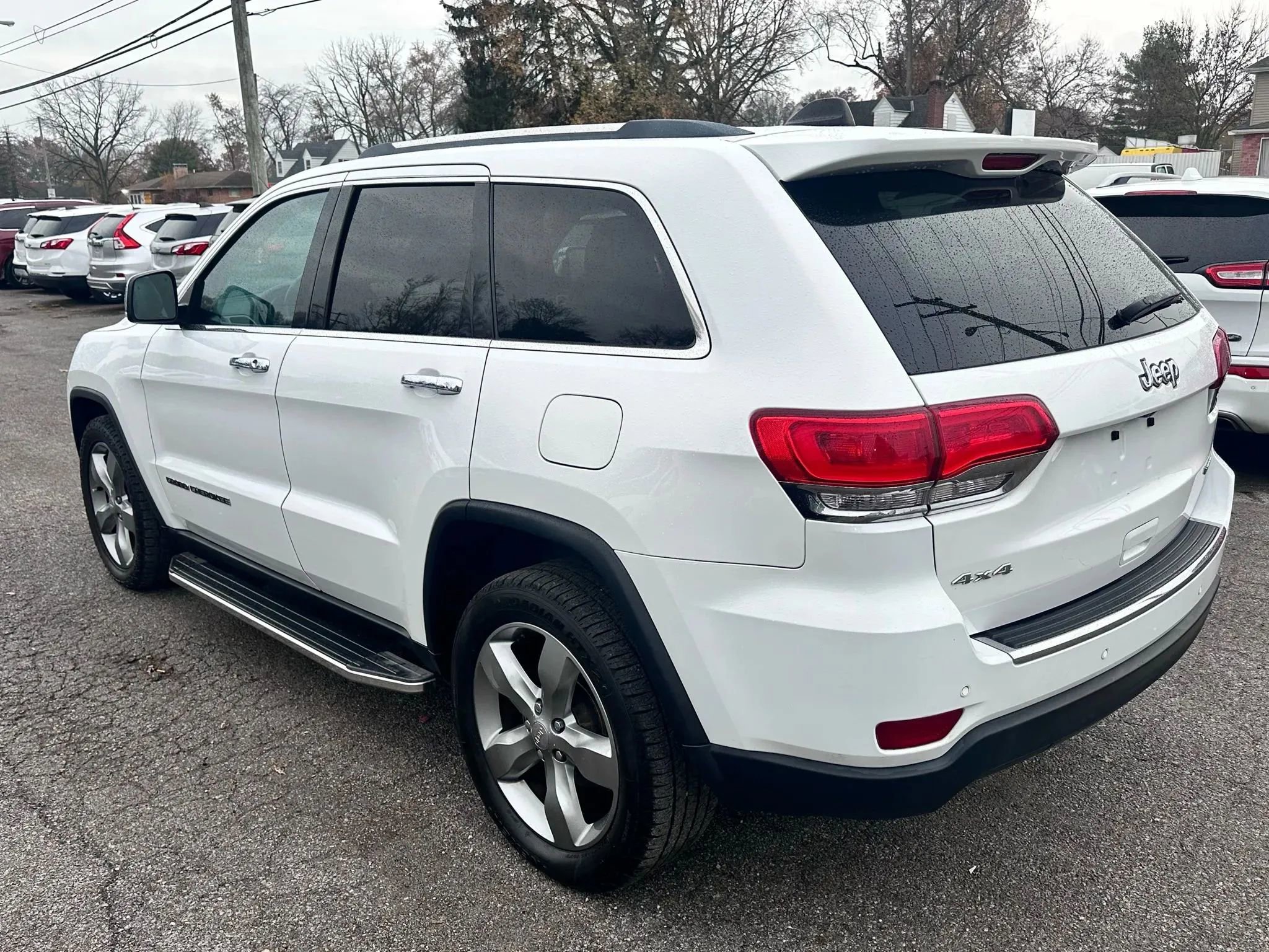 Used 2018 Jeep Grand Cherokee Limited image 3