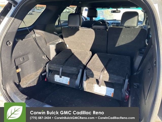 Used 2017 Ford Explorer XLT w/ Equipment Group 202A image 13