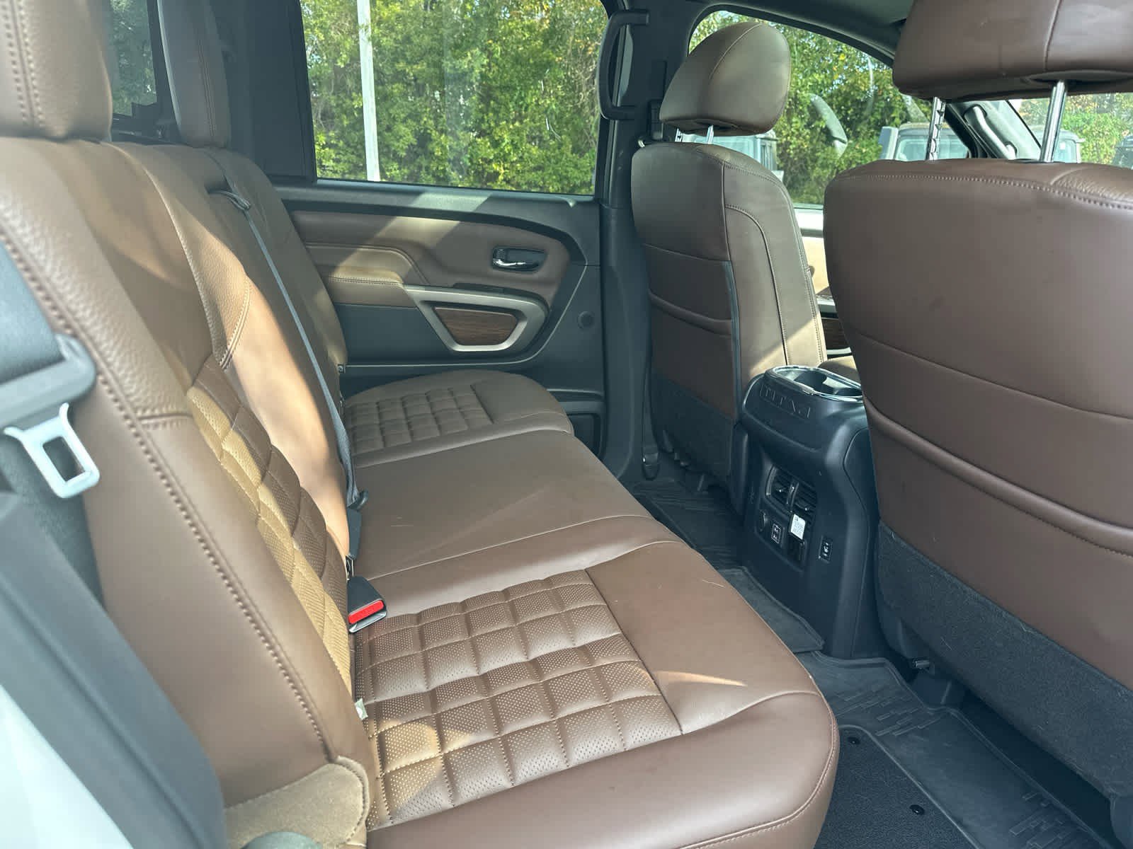 Used 2024 Nissan Titan Platinum Reserve w/ Moonroof Package image 20