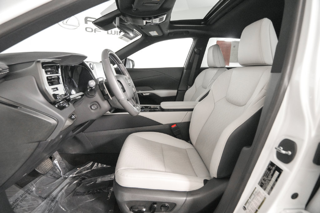 Certified 2024 Lexus RX 350 Premium Plus w/ Convenience Package FWD image 9