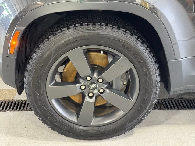 New 2024 Land Rover Defender 110 SE AWD/4WD image 42