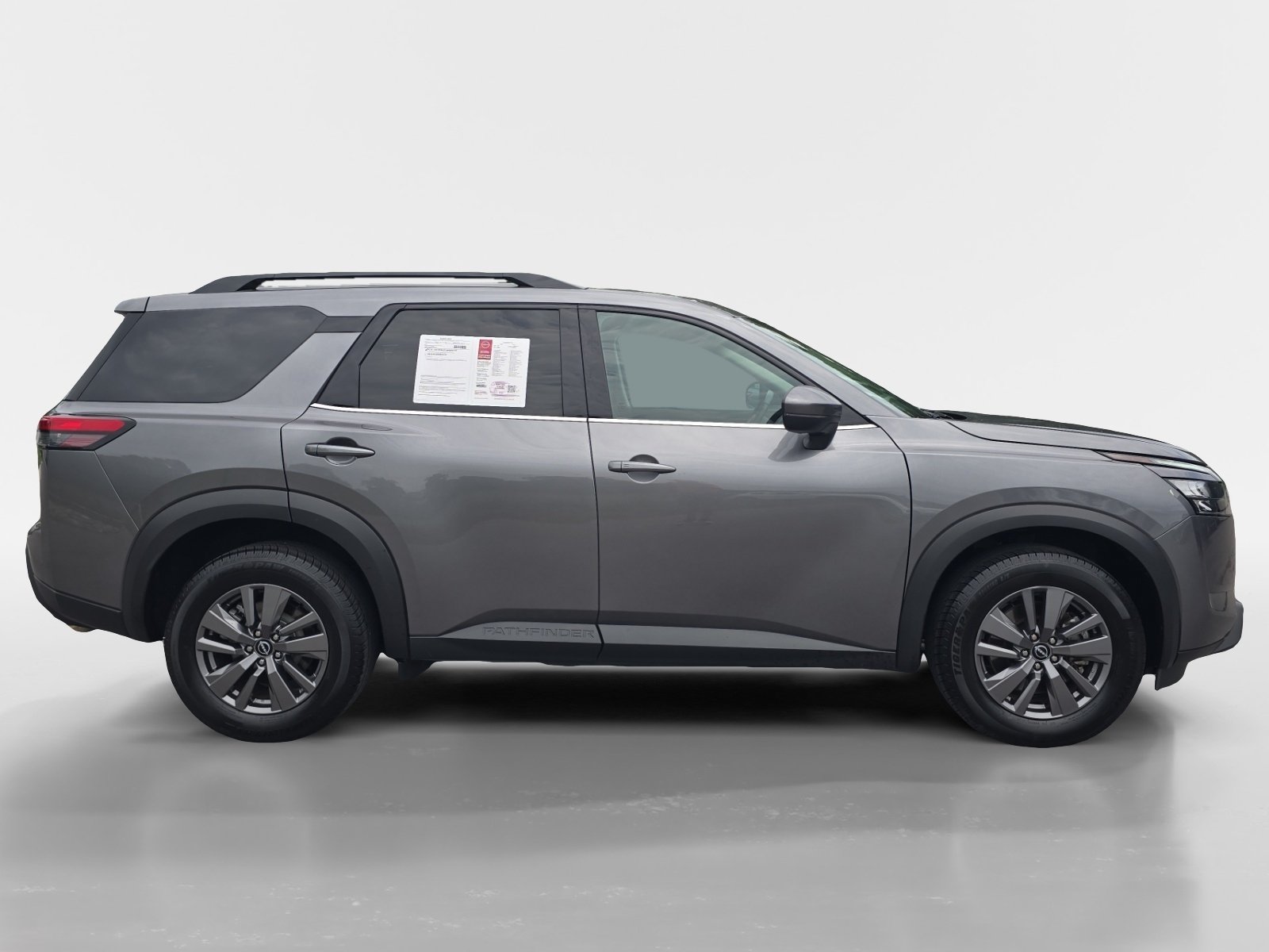 Certified 2024 Nissan Pathfinder SV AWD/4WD image 7