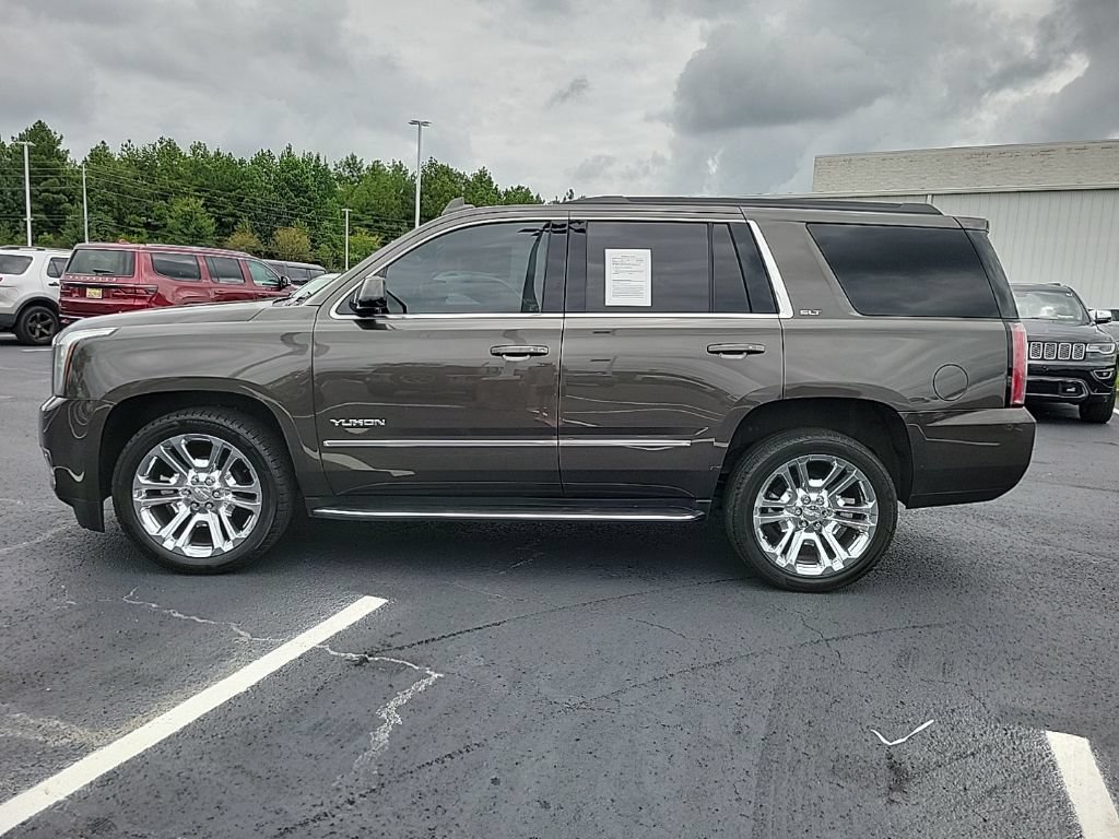 Used 2020 GMC Yukon SLT w/ Premium Edition RWD image 4