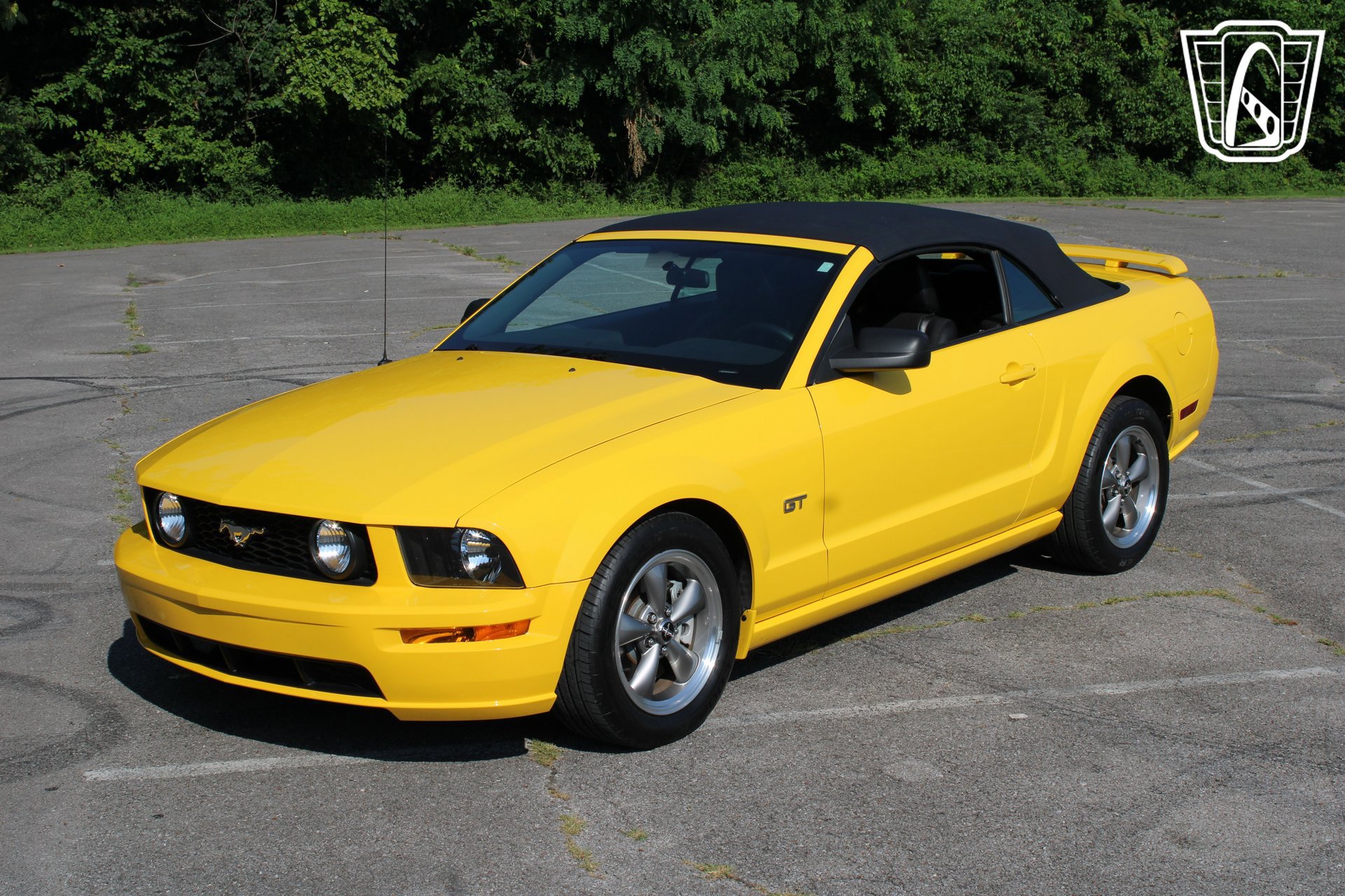 Used 2006 Ford Mustang GT image 3