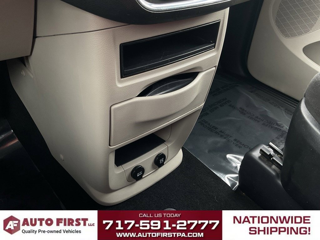 Used 2017 Dodge Grand Caravan SE w/ Power Window Group FWD image 21