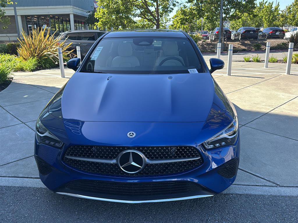 Used 2025 Mercedes-Benz CLA 250 image 3