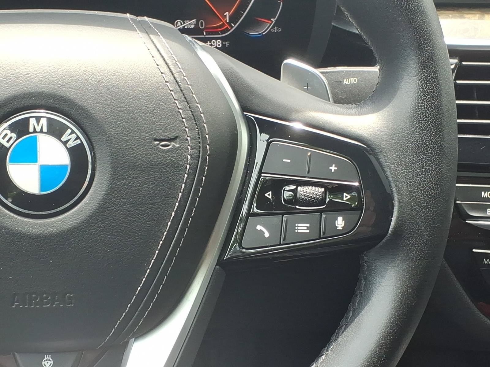 Used 2023 BMW 530i w/ Executive Package RWD image 15