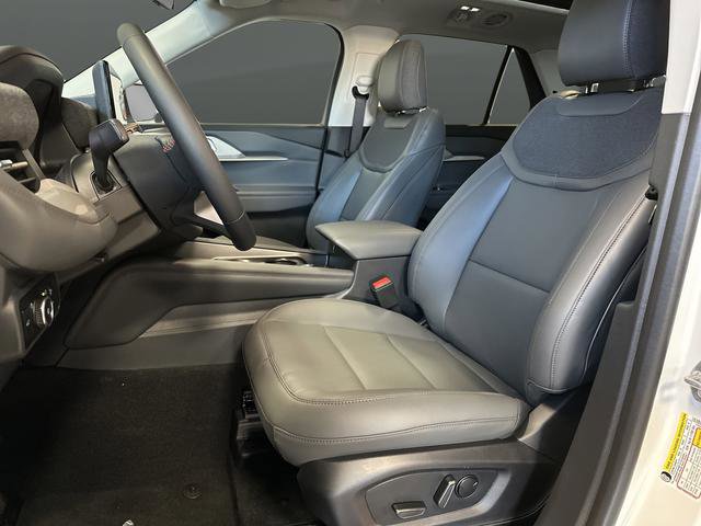 New 2026 Ford Explorer Active w/ Active Comfort Package image 4