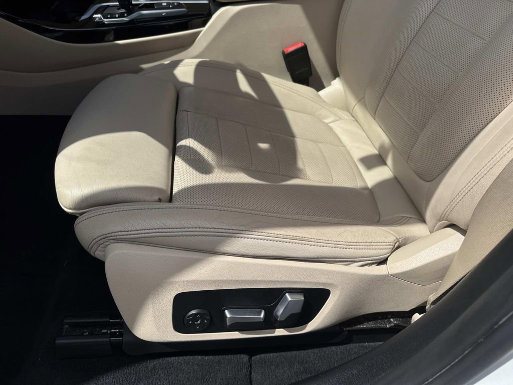 Used 2019 BMW X3 sDrive30i w/ Premium Package image 19
