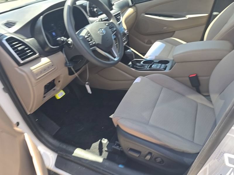 Used 2019 Hyundai Tucson Sport FWD image 11