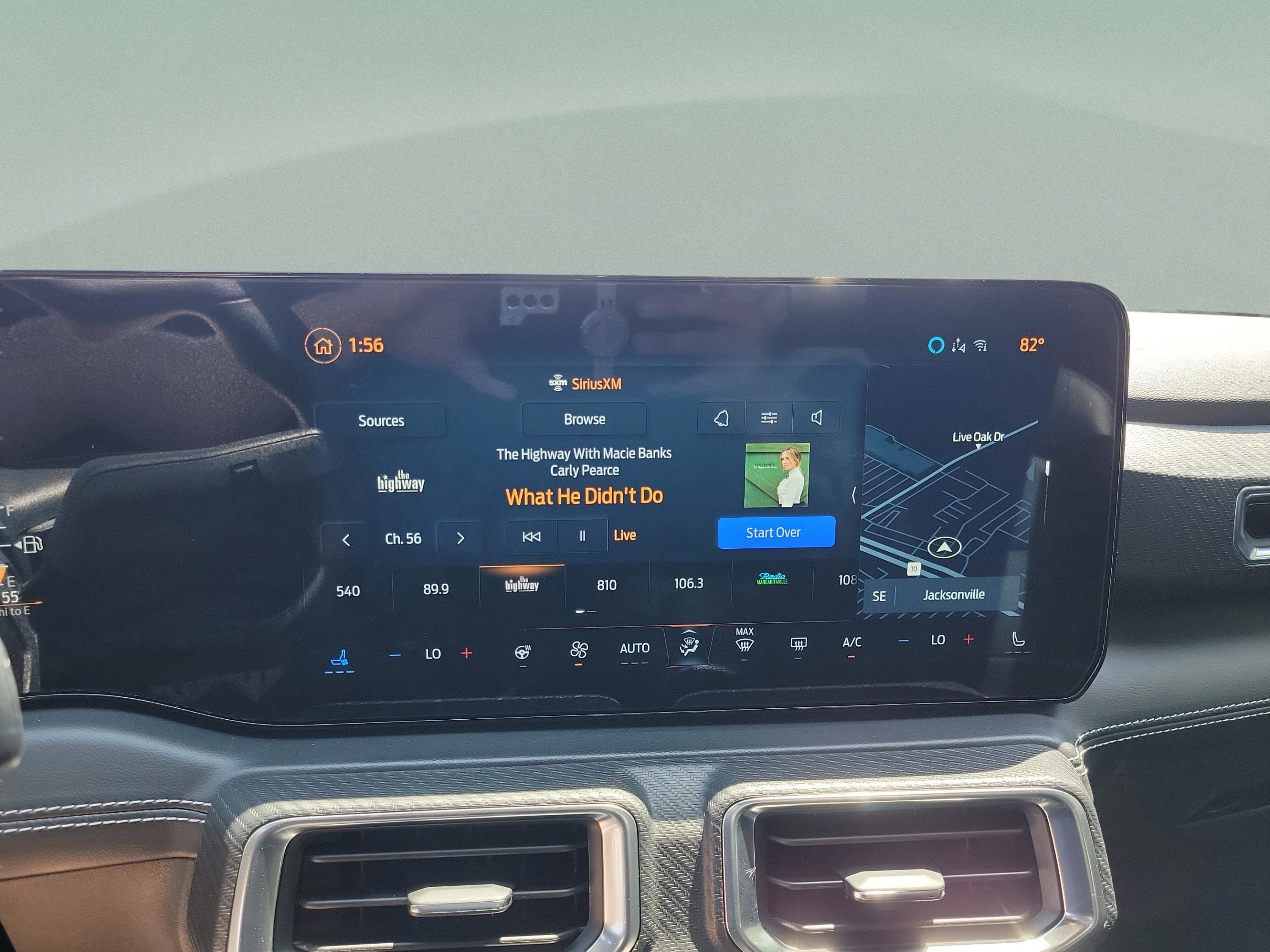 Used 2024 Ford Mustang GT Premium image 17