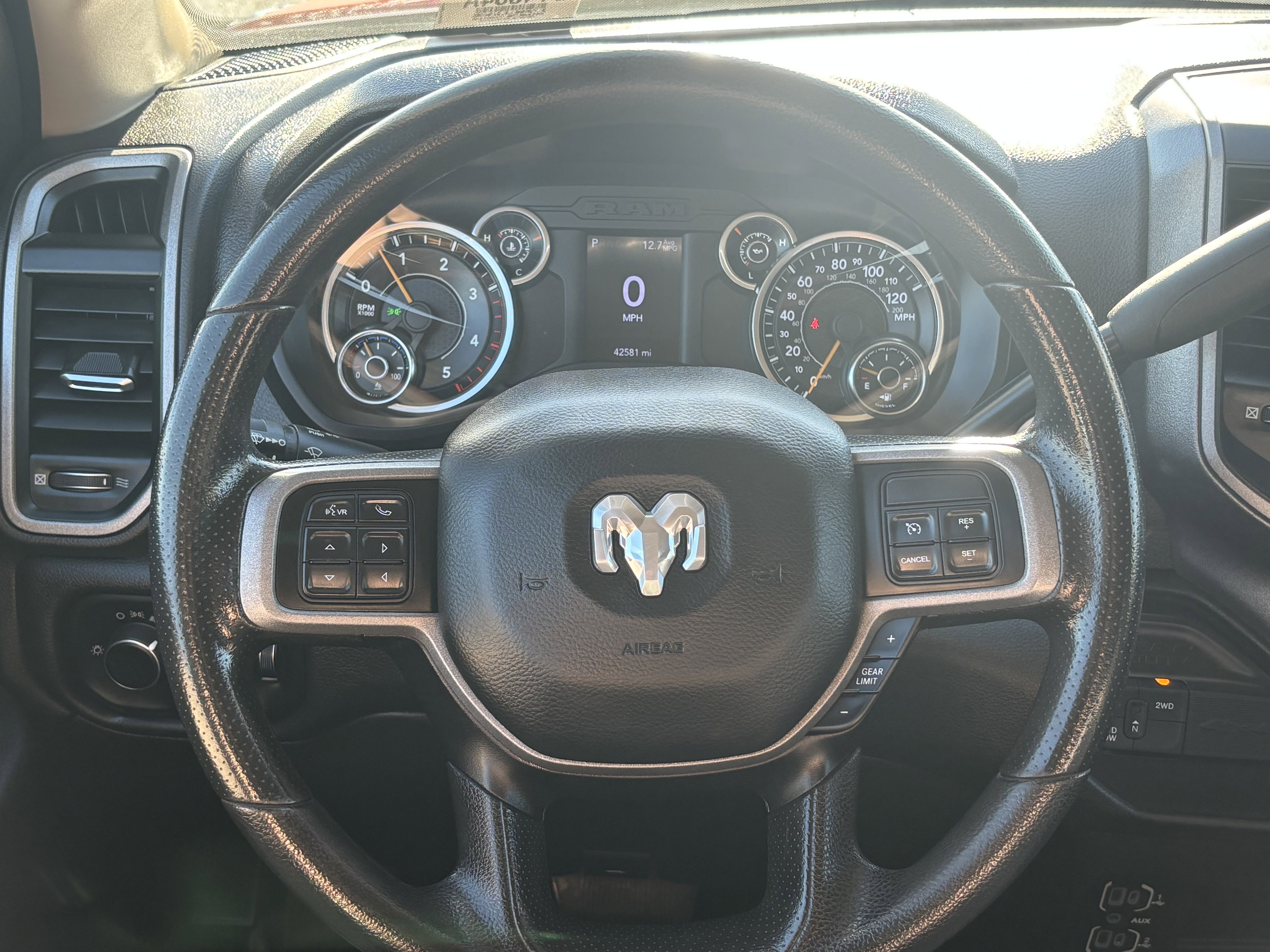 Used 2020 RAM 5500 Tradesman w/ Chrome Appearance Group AWD/4WD image 13