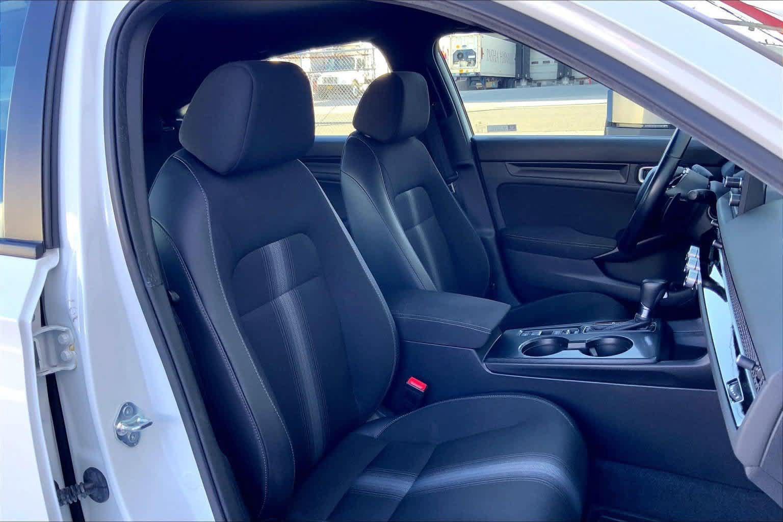 Used 2024 Honda Civic Sport image 13
