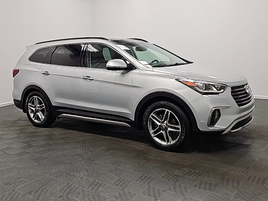 Used 2019 Hyundai Santa Fe XL image 2