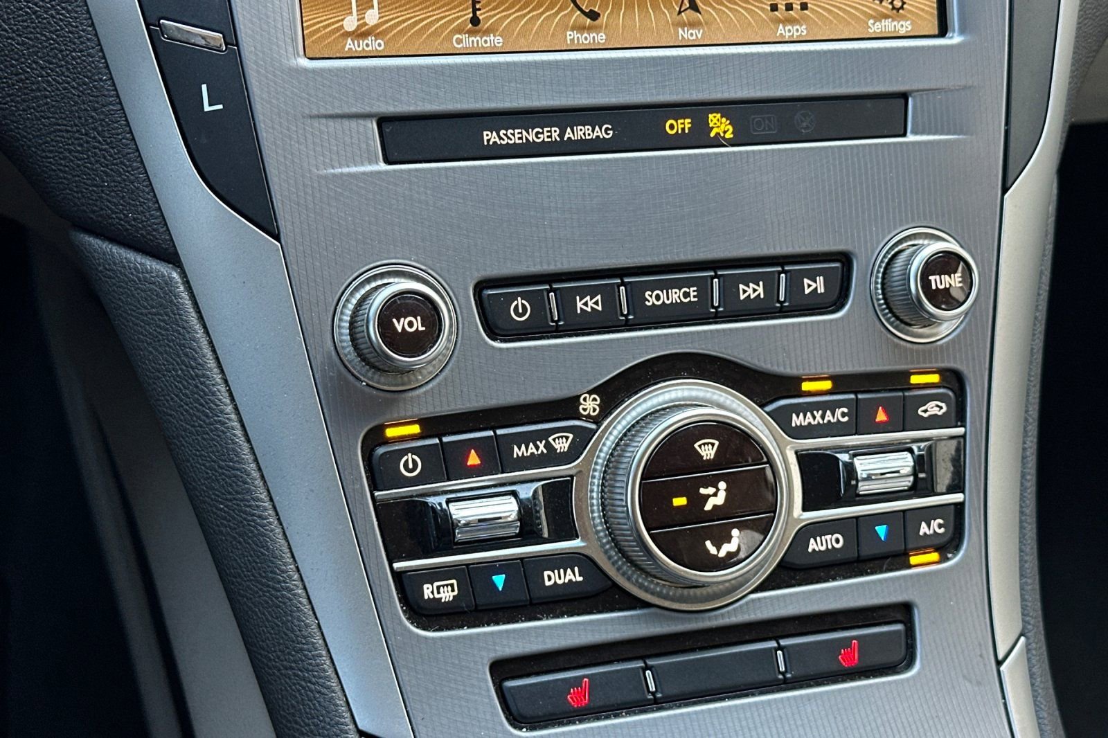 Used 2019 Lincoln MKZ Reserve FWD image 19