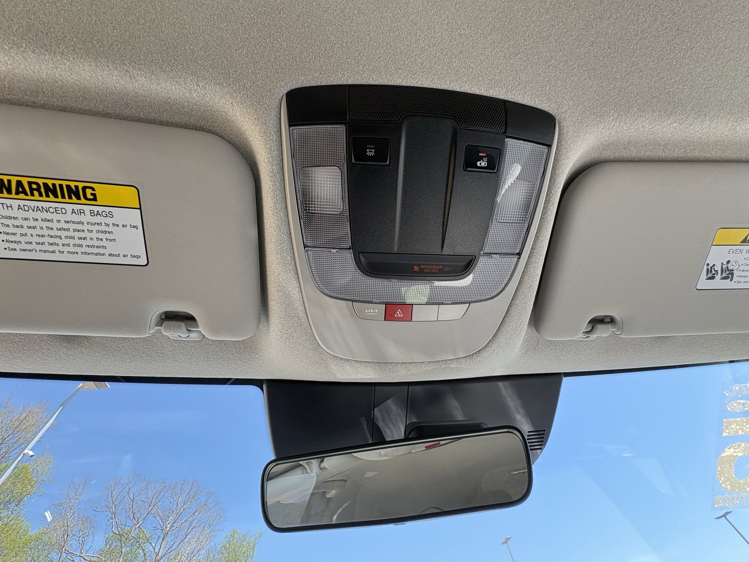 Used 2025 Kia Niro EX FWD image 25