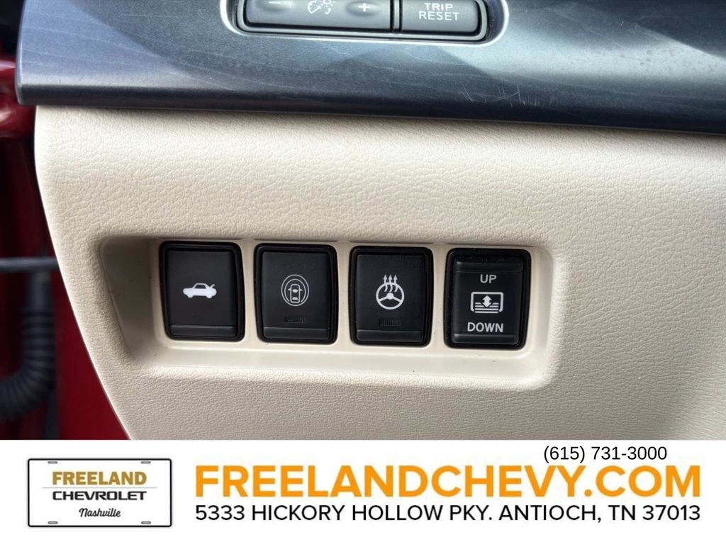 Used 2023 Nissan Maxima Platinum w/ Sport Mat Group FWD image 26