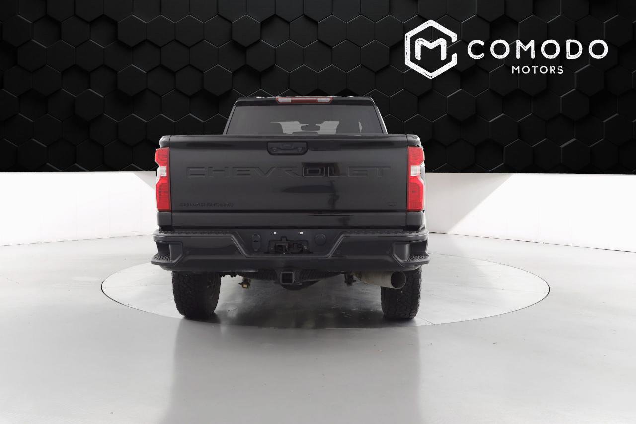 Used 2022 Chevrolet Silverado 2500 LT w/ Midnight Edition AWD/4WD image 4