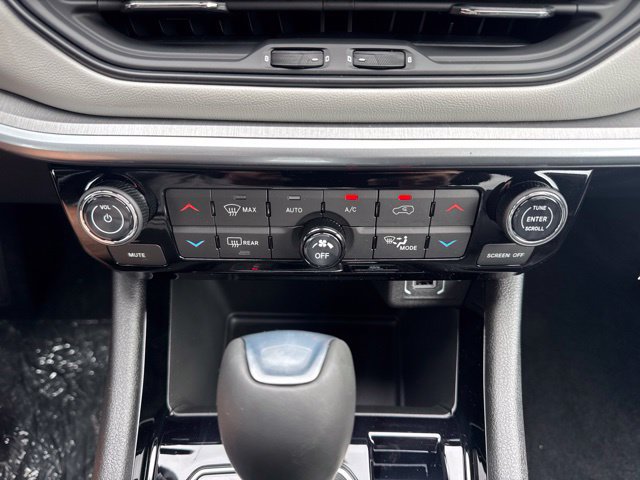 New 2026 Jeep Compass Limited AWD/4WD image 17