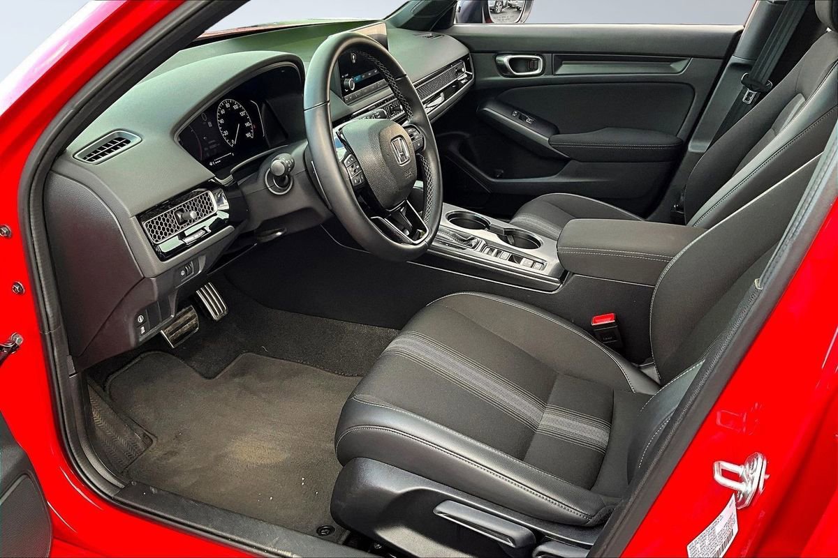 Used 2023 Honda Civic Sport image 17