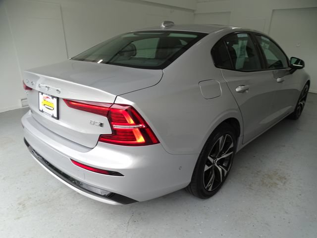 Used 2024 Volvo S60 B5 Plus AWD/4WD image 22