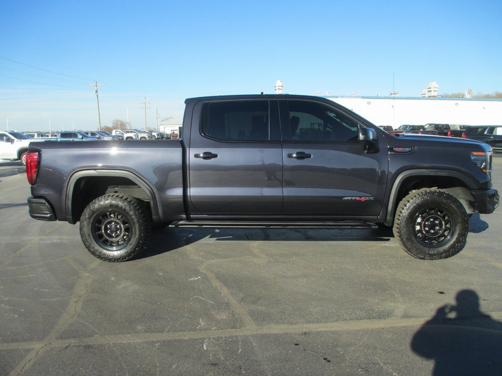 Used 2024 GMC Sierra 1500 AT4X w/ AT4X AEV Edition image 3