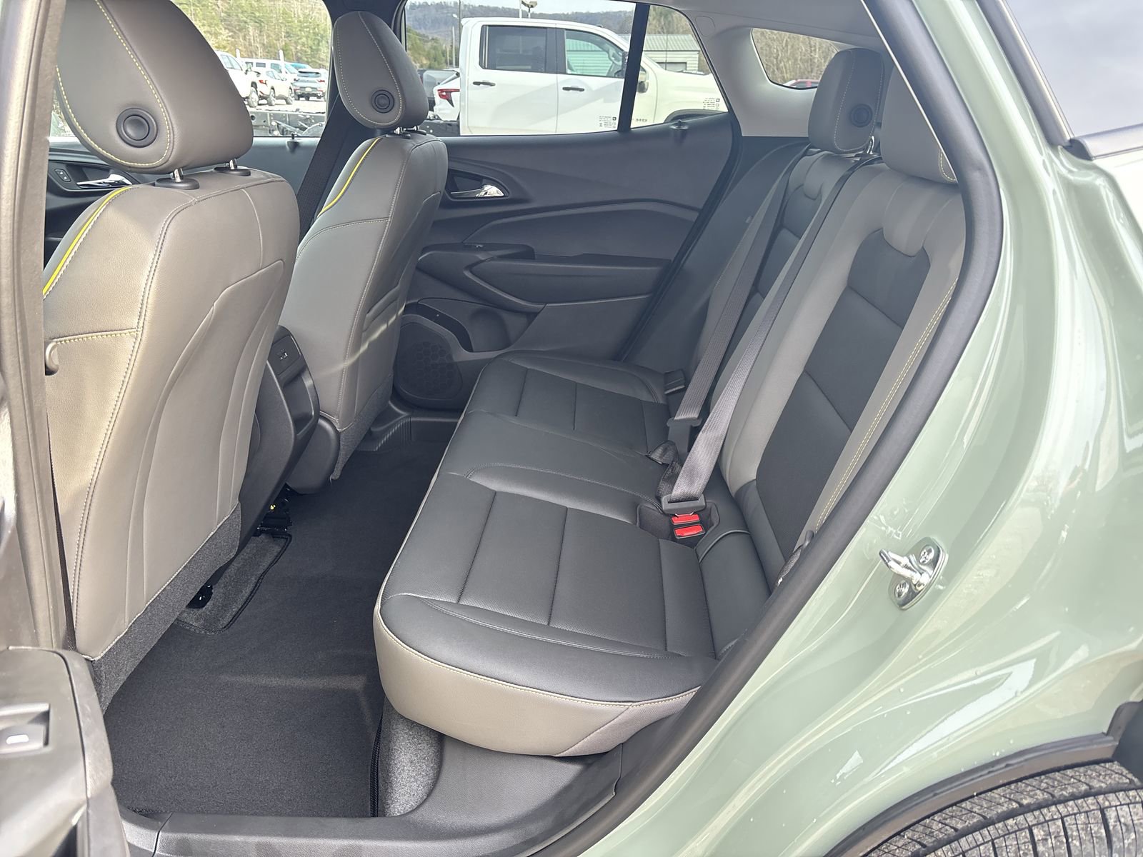 New 2026 Chevrolet Trax ACTIV FWD image 24