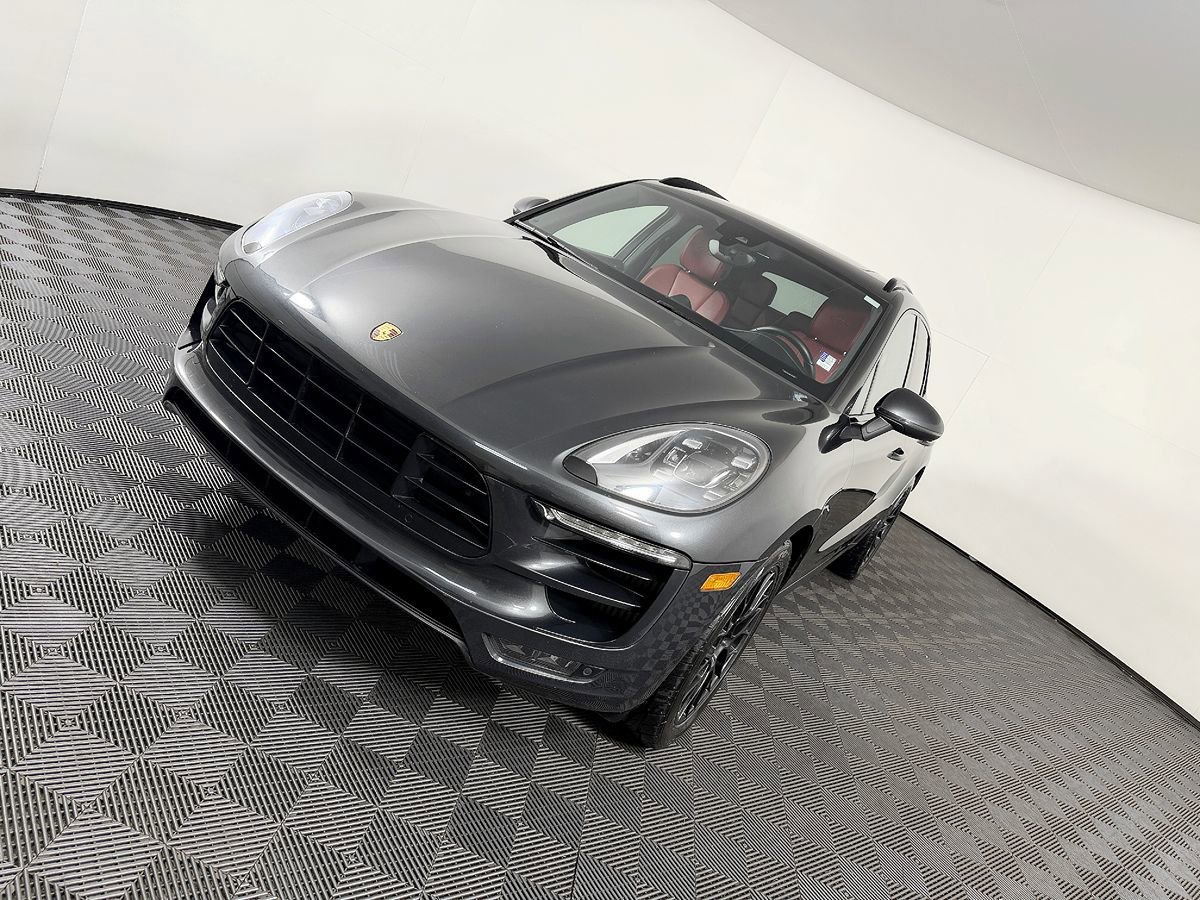 Used 2017 Porsche Macan GTS AWD/4WD image 19