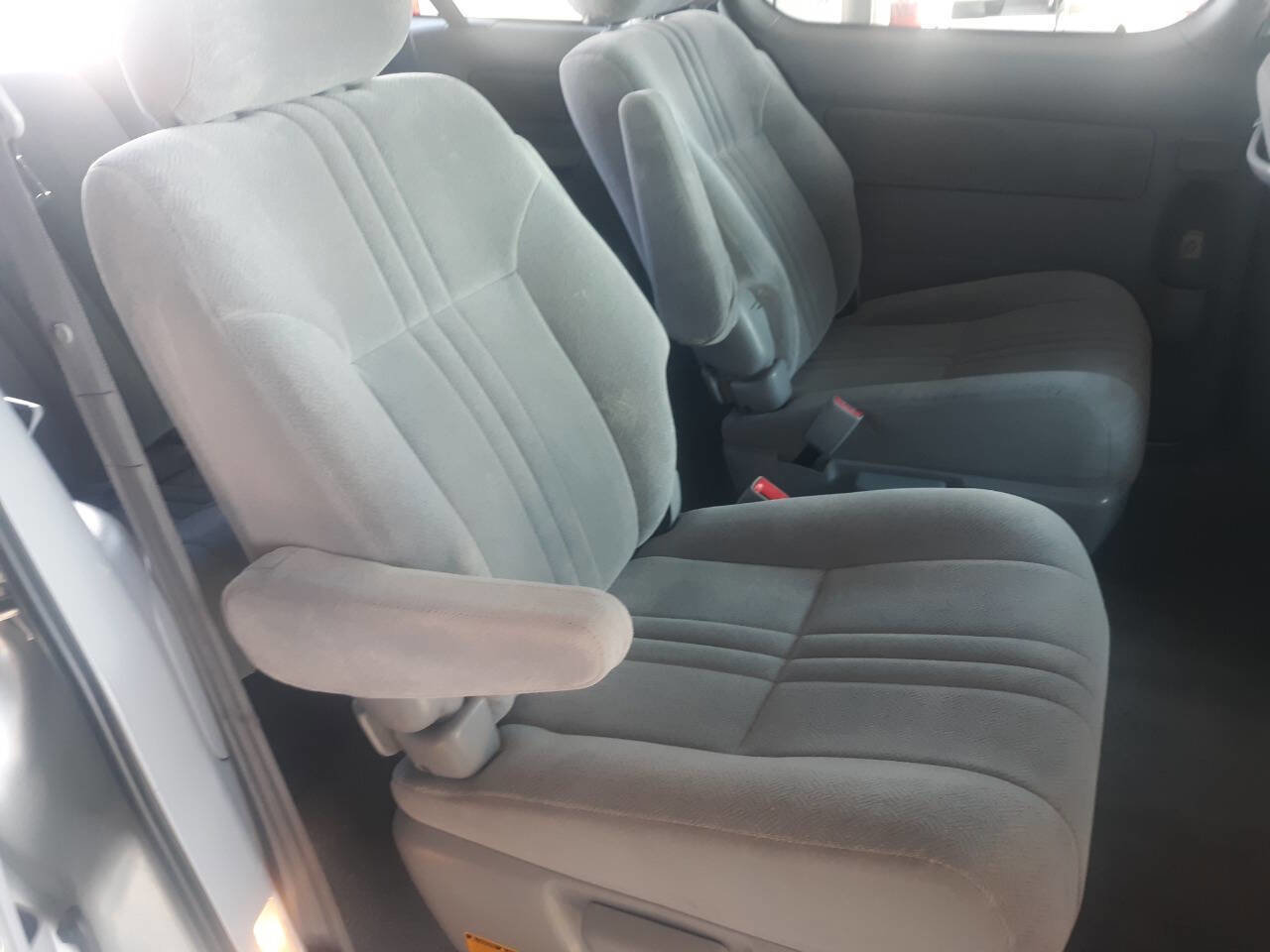Used 2003 Toyota Sienna LE FWD image 18