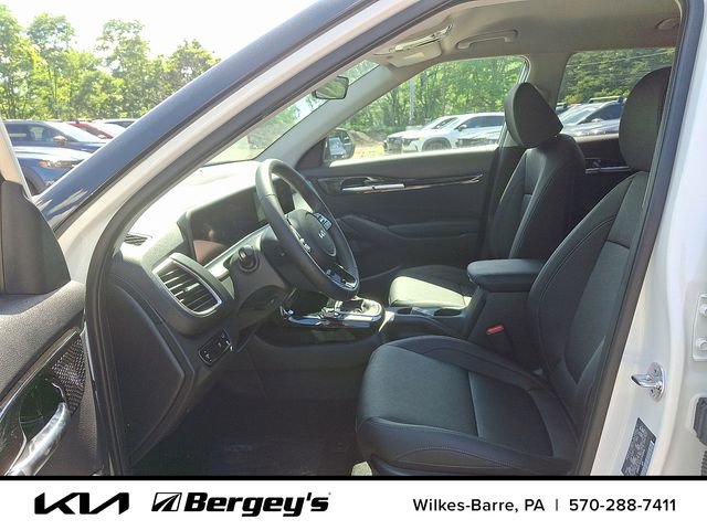 Certified 2025 Kia Seltos EX AWD/4WD image 10