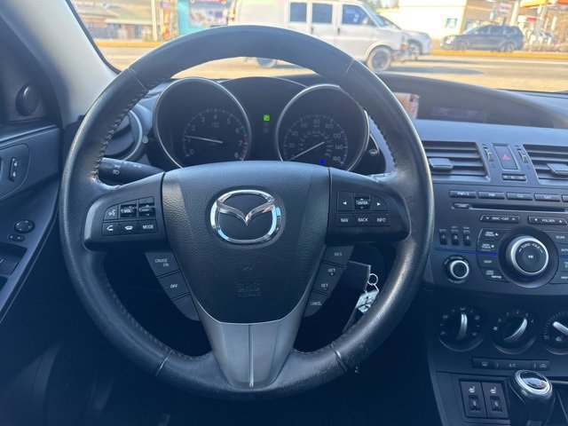 Used 2012 MAZDA MAZDA3 i Grand Touring w/ Tech Pkg image 9