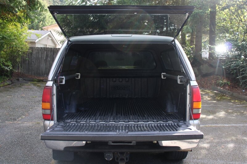 Used 2000 GMC Sierra 1500 4x4 Extended Cab w/ Convenience Plus Group image 17