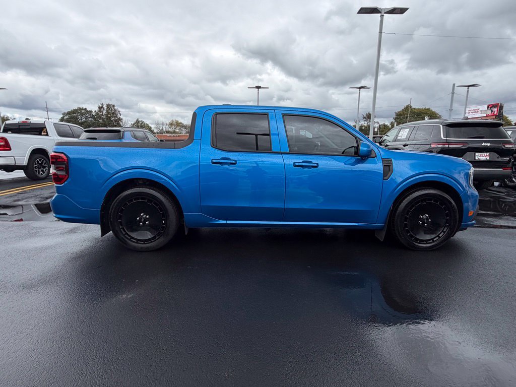 Used 2025 Ford Maverick Lobo AWD/4WD image 9