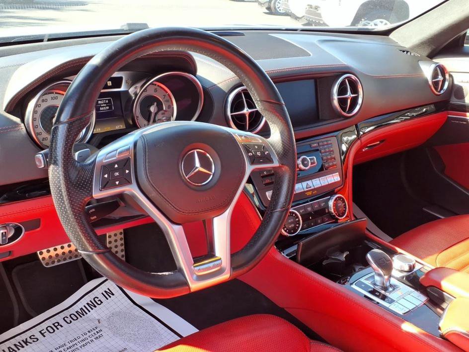 Used 2013 Mercedes-Benz SL 550 image 20