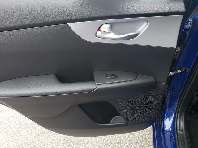 Certified 2023 Kia Forte LXS image 13