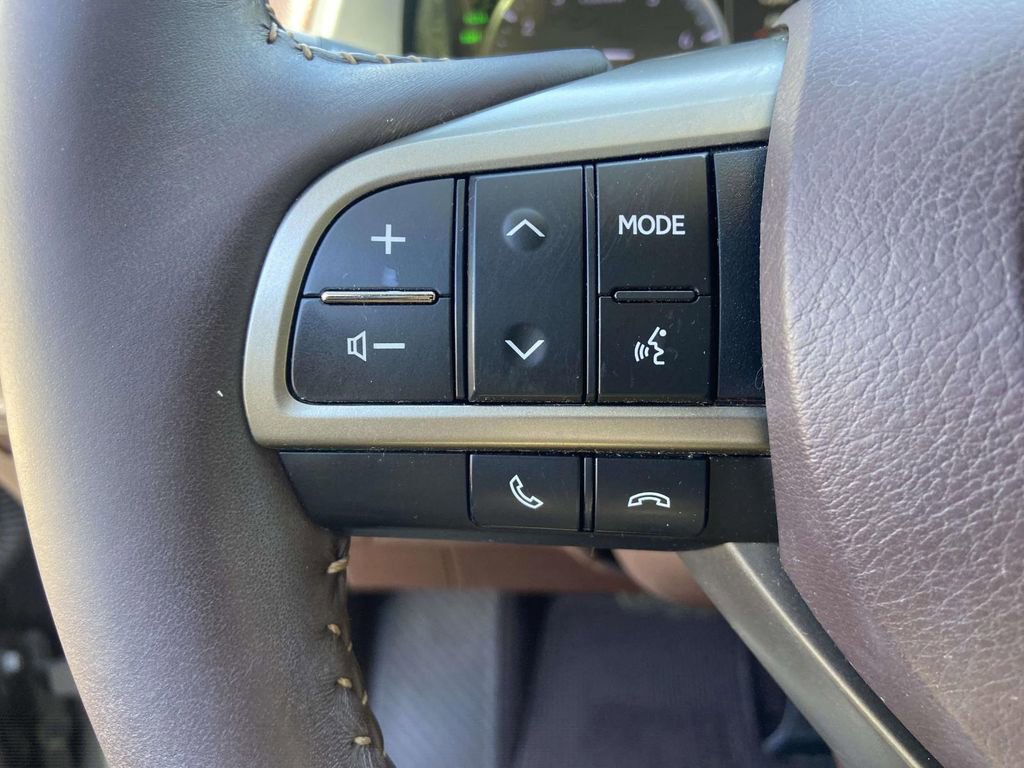 Used 2018 Lexus RX 350 FWD w/ Premium Package image 34