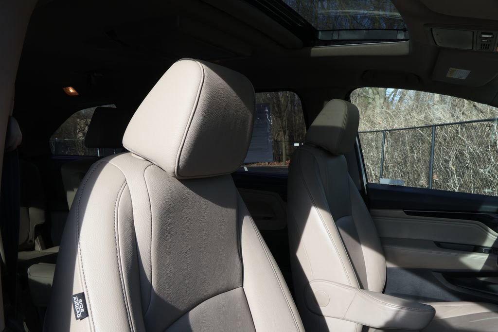 Used 2022 Honda Odyssey Touring image 39