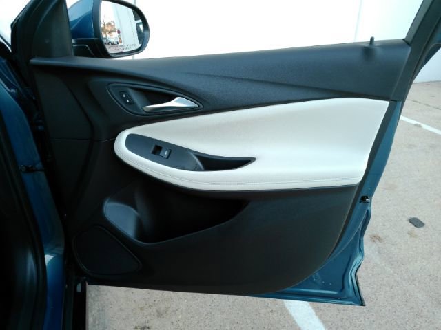 Used 2026 Buick Encore GX Sport Touring w/ Comfort Package image 18