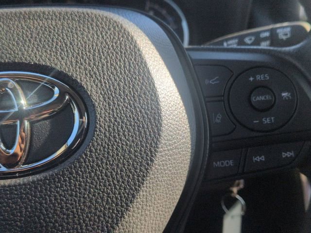 Certified 2025 Toyota RAV4 LE image 18