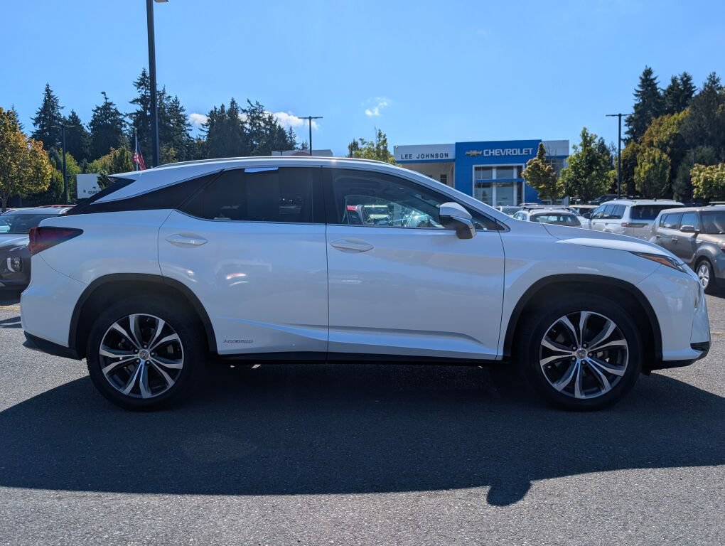 Used 2017 Lexus RX 450h AWD w/ Cold Weather Package image 4