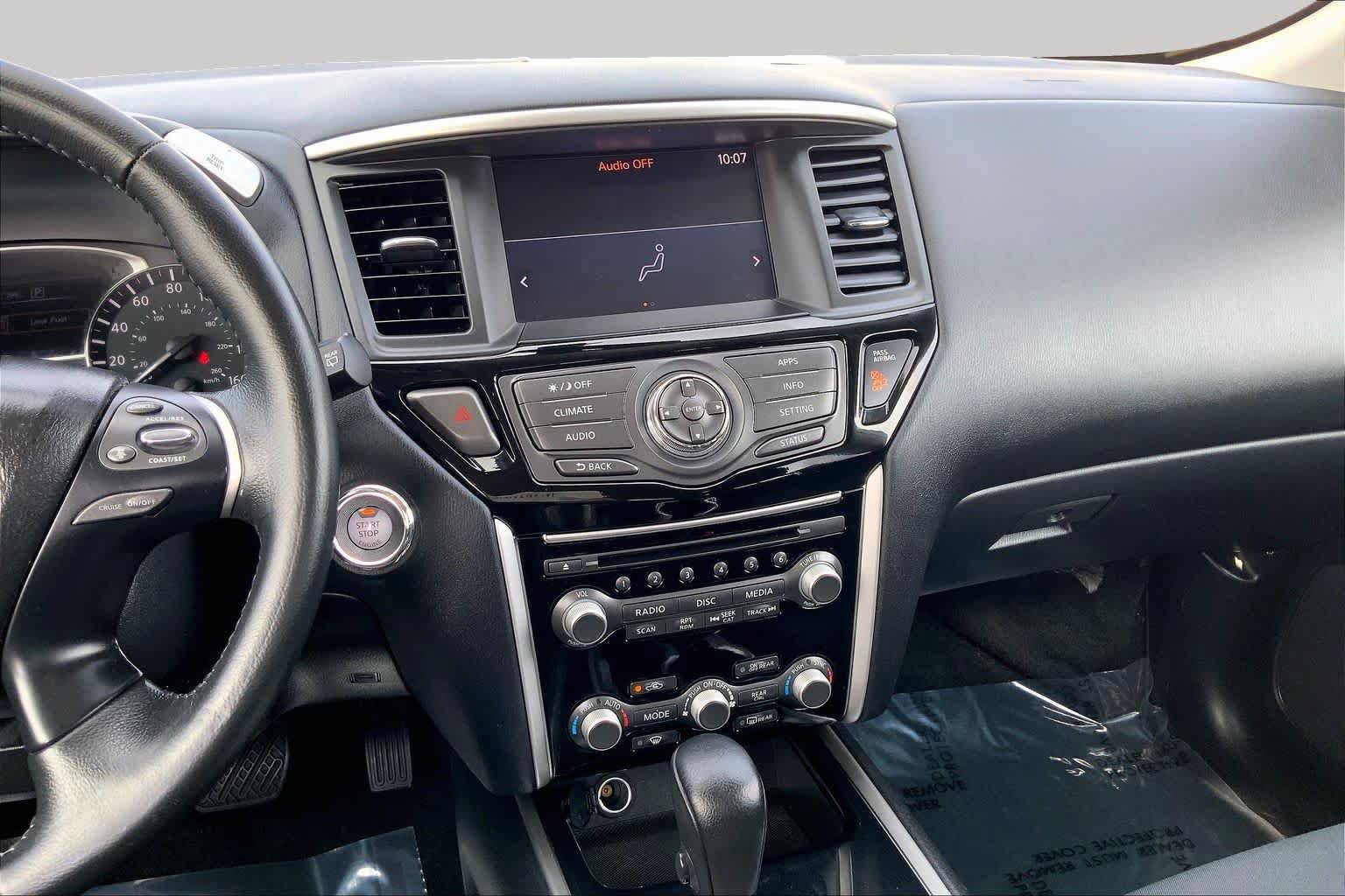 Used 2019 Nissan Pathfinder SV AWD/4WD image 6