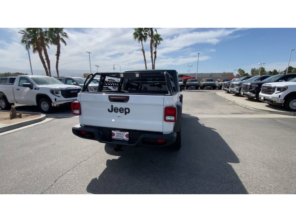 Used 2024 Jeep Gladiator Sport image 7