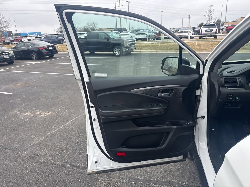 Used 2022 Honda Pilot Special Edition image 9