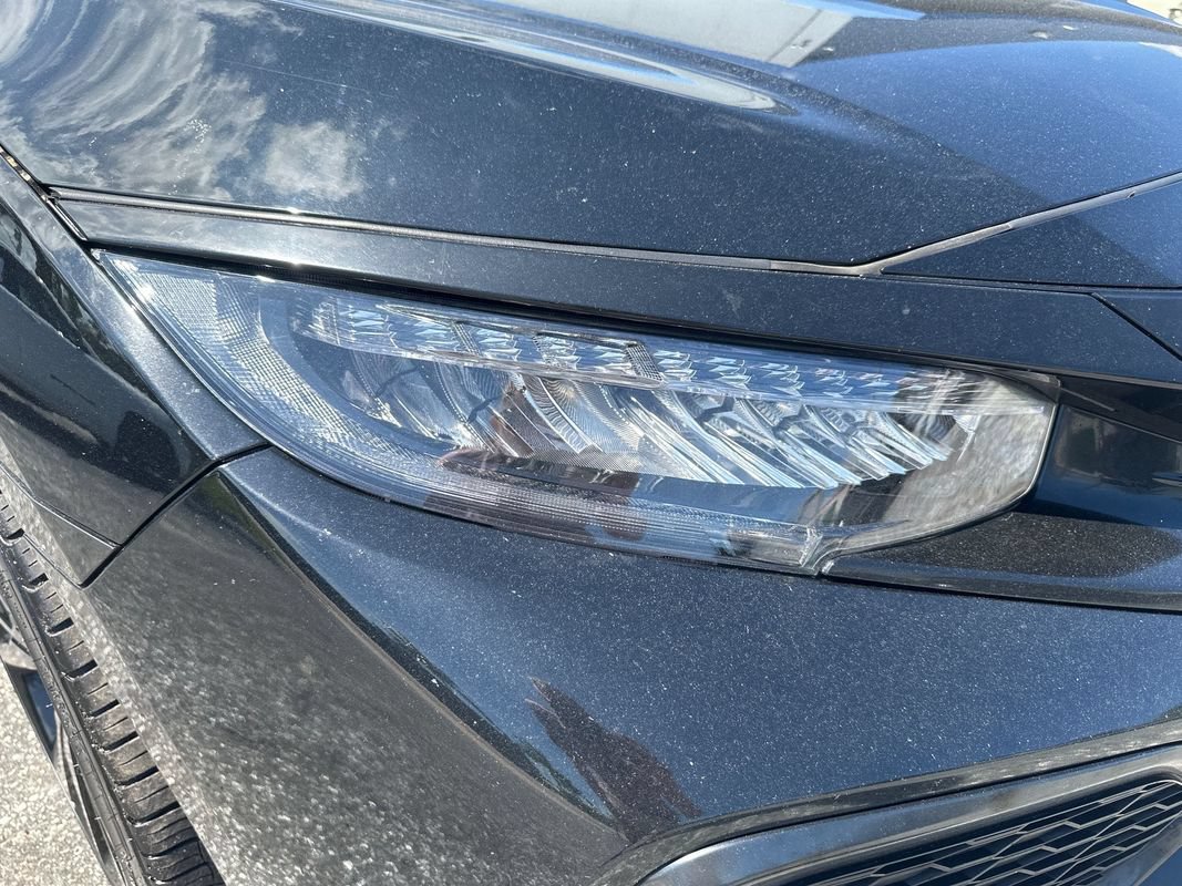 Used 2018 Honda Civic Sport image 10