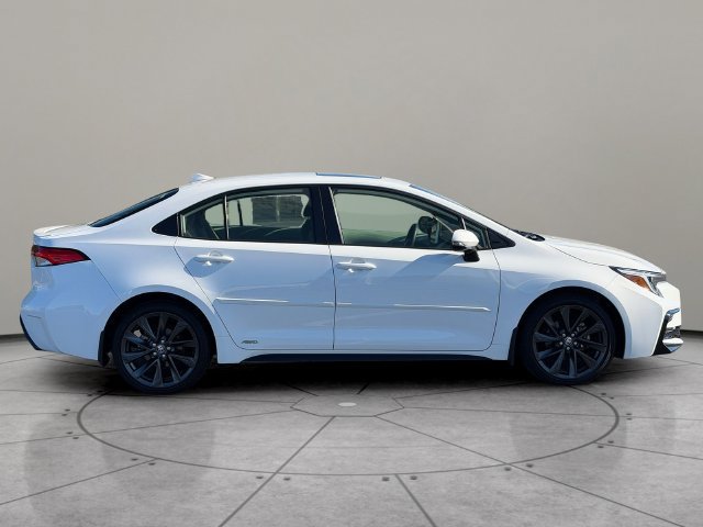 Certified 2025 Toyota Corolla SE w/ SE Premium Package AWD/4WD image 7
