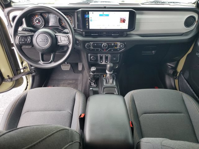 Used 2025 Jeep Wrangler Sport AWD/4WD image 12