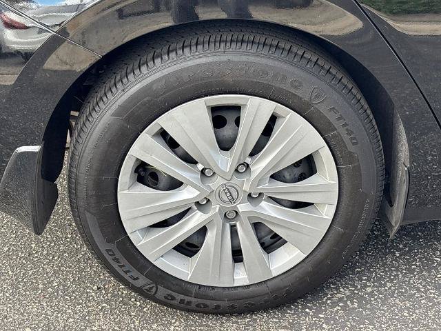 Certified 2025 Nissan Sentra S FWD image 30